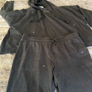 Cozy Charcoal Heart-Patterned Hoodie and Joggers Set